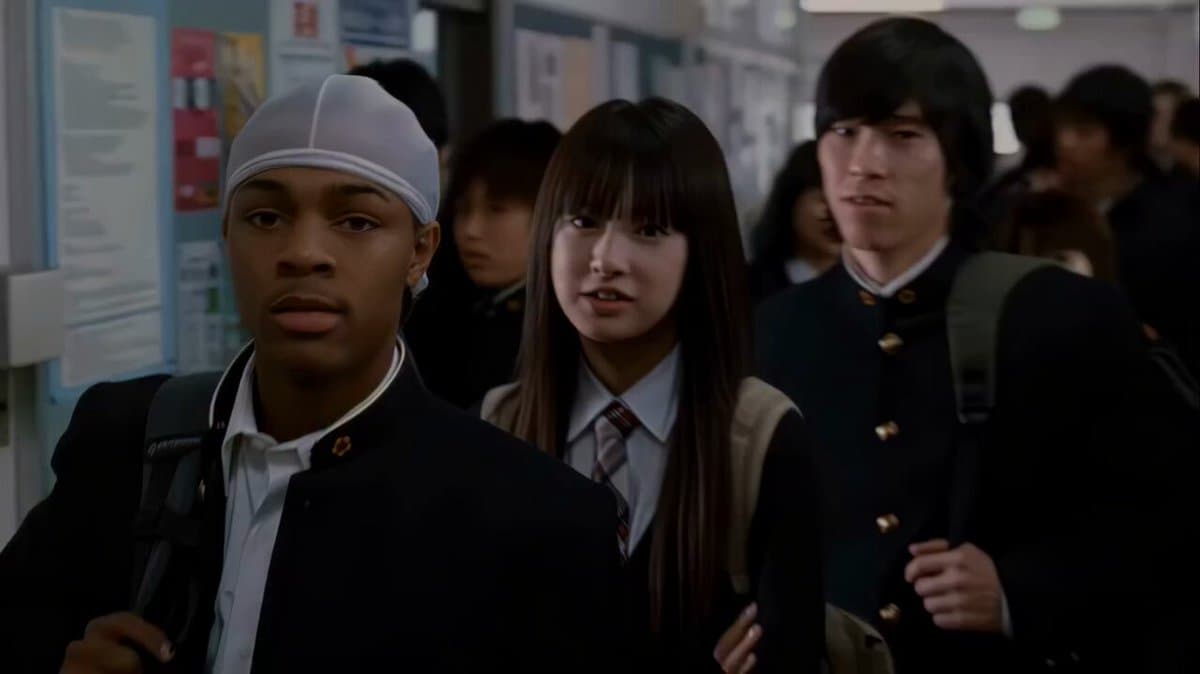 Filmmaking is no longer reserved for studios.

Your vision can become a full production.

Seedance 2.0.